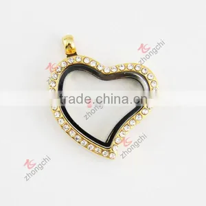 Trending Heart Shaped Glass Memory Locket thumbnail-4