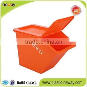 Household Plastic Storage Box With Lid thumbnail-5