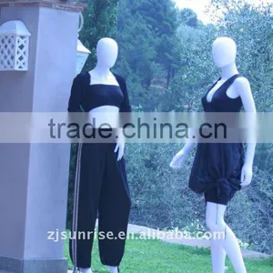 Window Display Mannequin With Egg Head thumbnail-1