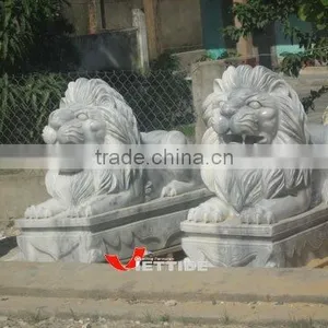 Lion Sculpture thumbnail-1