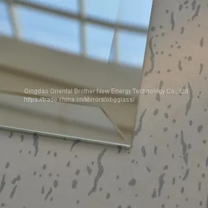 Зеркало из алюминия толщиной от 2 мм до 6 мм с скошенным краем thumbnail-1