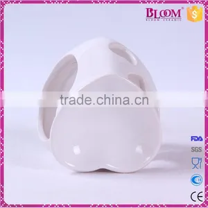 Heart Shape White Ceramic Essential Oil Burner for Craft thumbnail-5