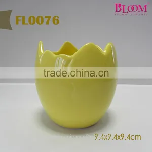 Indoor Egg Shaped Ceramic Flower Pot thumbnail-5