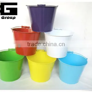 Zinc With Wooden Handle Powder Coated Flower Planter thumbnail-1