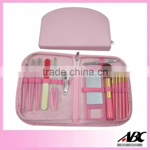 Popular 18pcs Manicure Pedicure Kit And Cosmetic Brush thumbnail-3