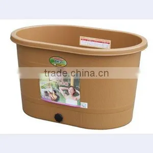 Spring Bath Tub thumbnail-1