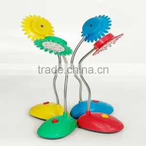 9 LEDS USB Desk Light thumbnail-1