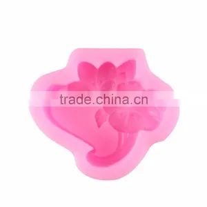 Silicone Baking Tool Cake Decorating Tool - Flower Shaped Soap Mould thumbnail-3