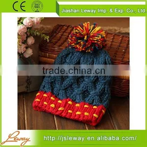 OEM High Quality China Sale Knitted Jacquard Woven Beanie Winter Hats thumbnail-5