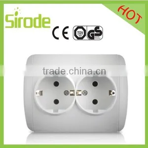 European Plug Multi Wall Socket thumbnail-1