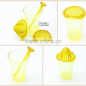 Multi-function 3 Ways Hand Juicer/ Fruit Juicer/lemon Juicer With Cup thumbnail-3