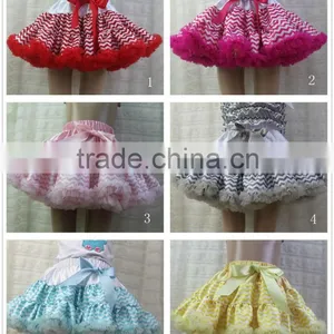 New Design Wholesale Chevron Pettiskirt for Girls Hot Sale 2013 Lastest New Design Satin Skirt thumbnail-1