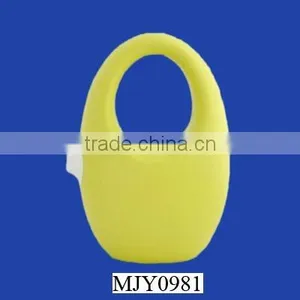 Modern Ceramic Teapot in Vibrant Colors Wholesale thumbnail-1