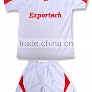 Custom Design White Red Soccer Uniform thumbnail-1