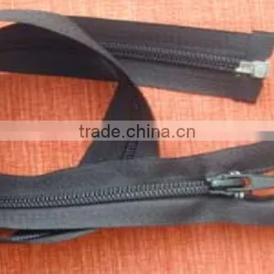 Inexpensive Nylon Zipper thumbnail-3