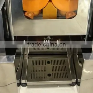 2000E-5 Fresh-Squeezed Orange Juicer Machine thumbnail-2