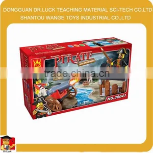 Pirate Building Block Toy thumbnail-1