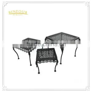 Square Modern Metal Planter Stand Garden Pot Set thumbnail-1