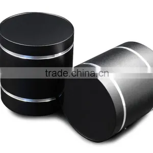 New Design Christmassd Gift Mini FM Radio and Bluetooth Vibration Speaker thumbnail-2