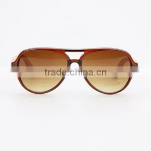 Brown Gradient Sunglasses Custom Bamboo Sunglasses Supplier's Choice thumbnail-2