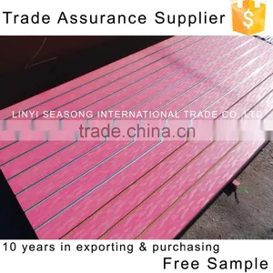 China Linyi 1220*2440*15mm White Melaminie Mdf Woden Slatwall Aluminium Inserts thumbnail-4