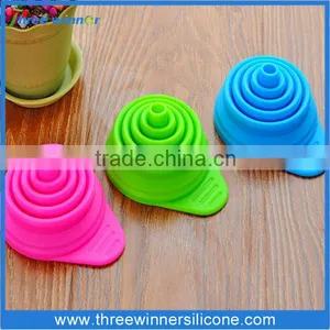 Hot Selling Products Kitchen Tools Silicone Funnel thumbnail-2