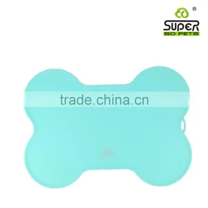 FDA Grade Silicone Waterproof Pet Food Mat thumbnail-4