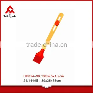 Wooden Handle Silicone Tools,kitchen Utensils,Red Color Silicone Spatula thumbnail-3