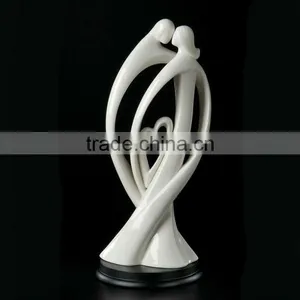 Polyresin Love Couple Statue for Valentines Day thumbnail-1