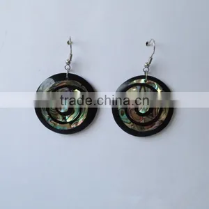 Mix Natural Abalone Shell Hoop Earrings Coconut Mosaic Earrings Round Hollow Paua Shell Earrings thumbnail-5