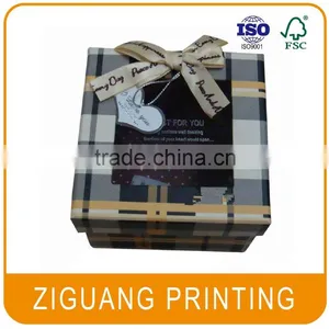 High Quality Paper Gift Box With Clear Pvc Window thumbnail-2