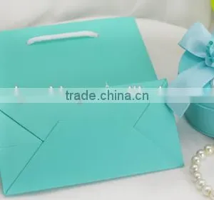 Customized Blue Paper Shopping Bag With Gold Logo Print thumbnail-3