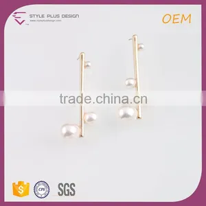 E78053K01 STYLE PLUS Shiny Gold Plate Collection Pearl Designs Stud Earrings for Ladies From Forever 21 Series thumbnail-3