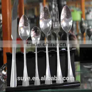Innovative Golden-filled Stainless Steel Cutlery Set thumbnail-1