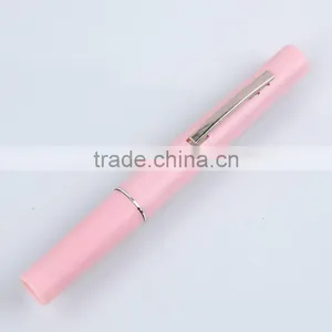 2015 Unique Plastic Flashlight Pen for Wholesale for Doctor thumbnail-4