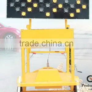 Solar Powered Arrow Boards Trailer/Solar Arrow Board Sign Trailer thumbnail-1