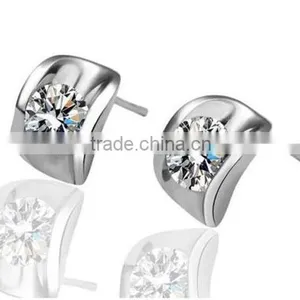 Zircon Gold Stud cz Earrings thumbnail-5