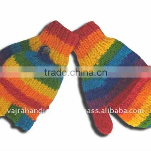 Woolen Gloves thumbnail-1