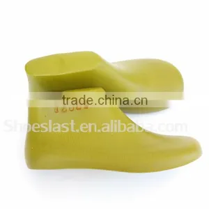 Cheap Sales Hot Delicate Flat Bottom Child Shoe Trees With Boots thumbnail-6