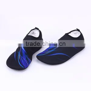 TPR and EVA Outsole Comfortable Yoga Water Sports Shoes Men thumbnail-1