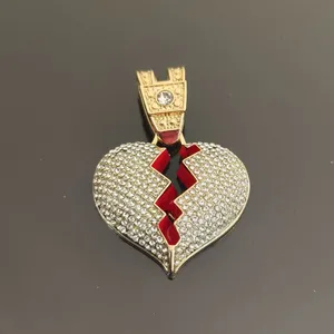 Trendy European And American Style Pink Heart Shaped Jewelry Pendants Fashionable Universal Love Heart Necklace For Men And Wome thumbnail-2