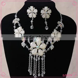 2016 China Wholesale Fashion Tassel Beads Flower Necklace Set thumbnail-1
