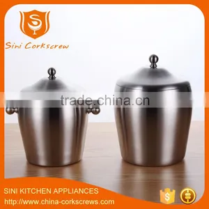 Stainless Steel Wine Beer Ice Bucket With Lid thumbnail-3