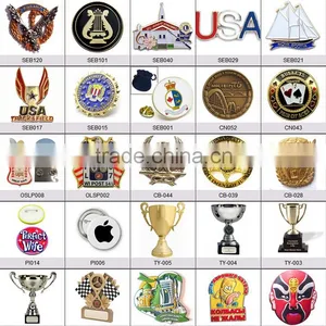 Shinning Gold Enemal Epoxy Painted Craft Pin Badge With Magnetic Sticker Packaging Box thumbnail-3