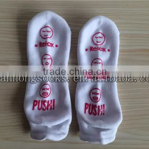 Custom Made Yoga Socks Non-slip Gym Sock thumbnail-3
