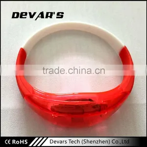 Cheap Custom Logo Party City Customized PVC Lighted Wristbands Supplier's Choice thumbnail-5