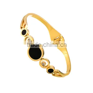 Fashion Stainless Steel Crystal Luxury Cut-out Cuff Bangle Bracelets for Women thumbnail-1