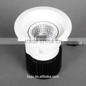 6W 9W 13W COB LED Downlight With Round and Square Outer Ring Made in China thumbnail-3