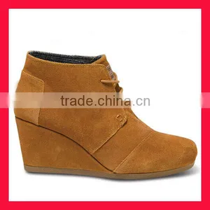 Wholesale Winter Boots Desert Wedge Women High Heel Shoes thumbnail-1