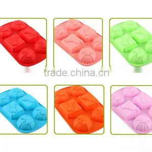6 Cavities Chirstmas Silicone Cake Mold thumbnail-6